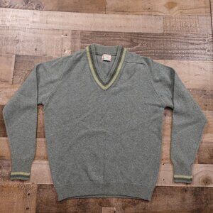 Vintage McGregor “Scotch & Water”‎ Wool V-Neck Sweater Size L - Made in Scotland